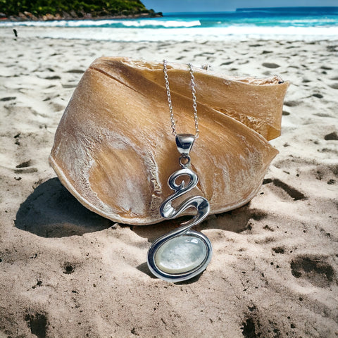 Sterling Silver Mother of Pearl Pendant Necklace