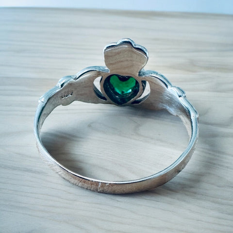 Sterling Silver Emerald CZ Claddagh Ring